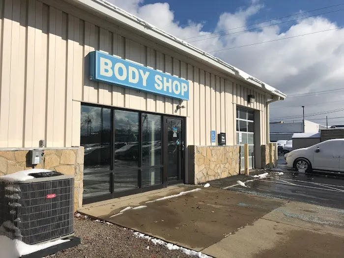 Roush Honda Auto Body Shop 0