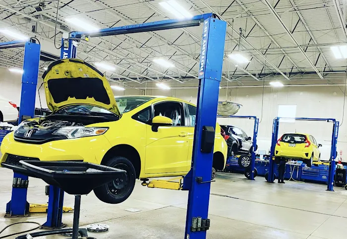 Roush Honda Service Center 8