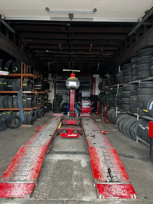 Tire Station 0