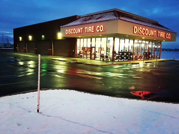 Discount Tire 0