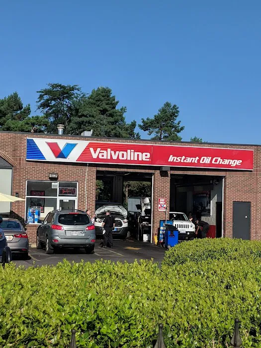 Valvoline Instant Oil Change 6