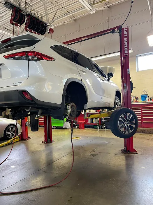 Parts Center - Toyota West 3