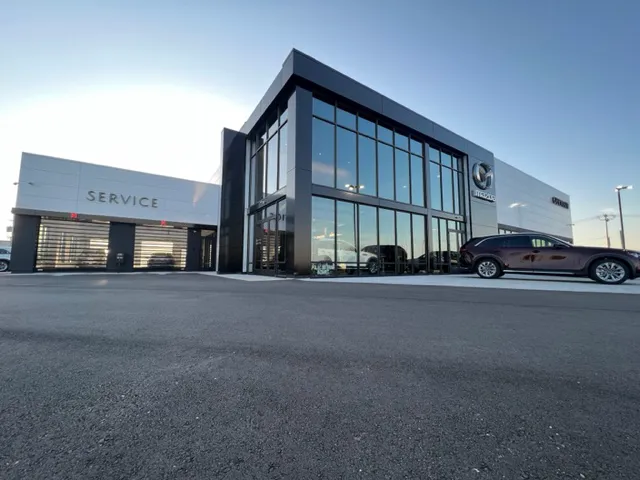Service Center - Germain Mazda West 6
