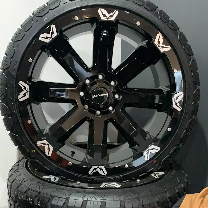 Bernardo Bros Diesel Garage 5