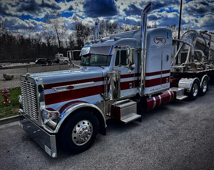 Speedco Truck Lube and Tires 8