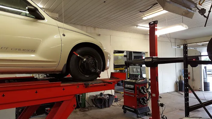 Dtt tire and Car Service 8