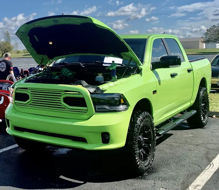 Pickups Plus Cars 5