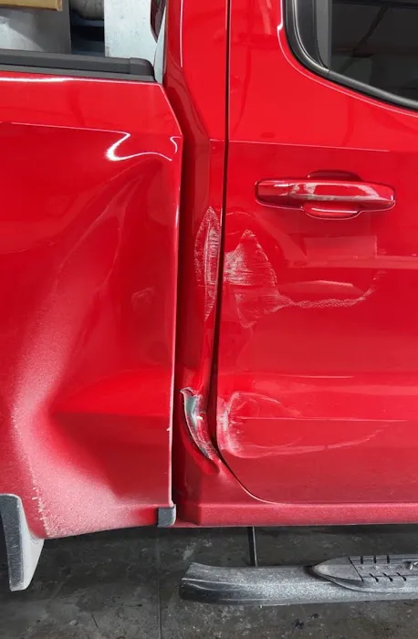Grizzle’s Auto Collision Repair 5