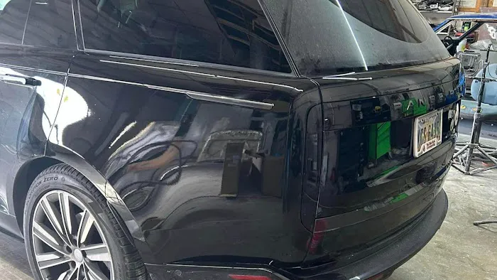 Grizzle’s Auto Collision Repair 4