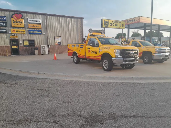 Love's Truck Care 3