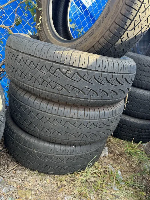 No Name Tire Shop 4