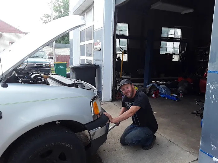 Brakeall's Body Shop 1