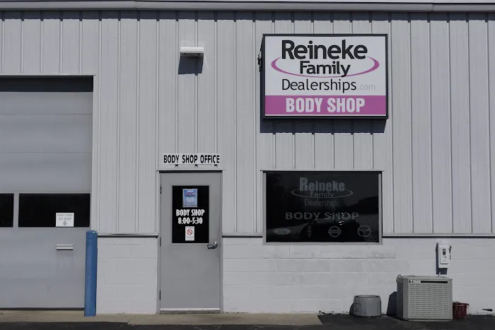 Reineke Collision Center - Lima 0