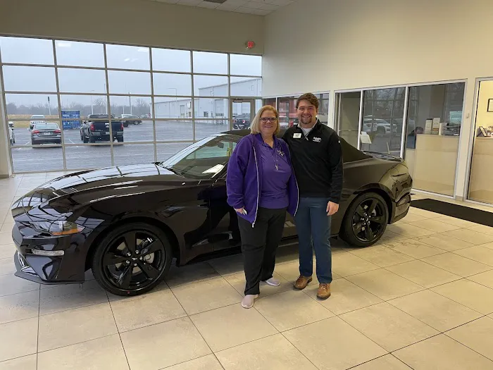 Reineke Ford of Lima Service 0