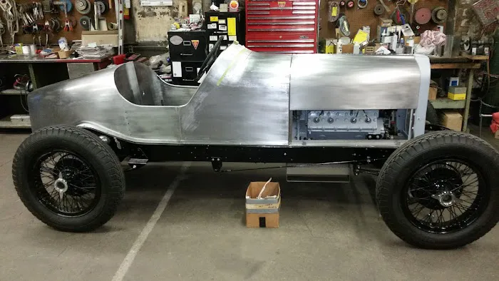 Ken's Body & Chassis 0