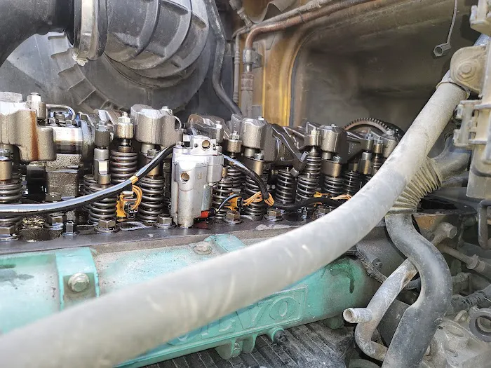 DMK truck & trailer repair LLC 3
