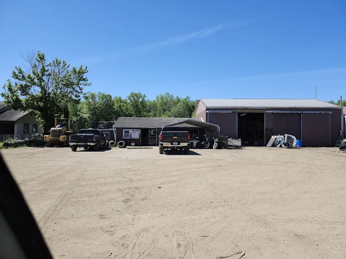 Charlie's Mecum Auto Parts LLC 4