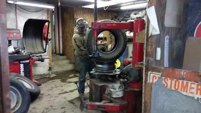 Dana's Tire Center 5