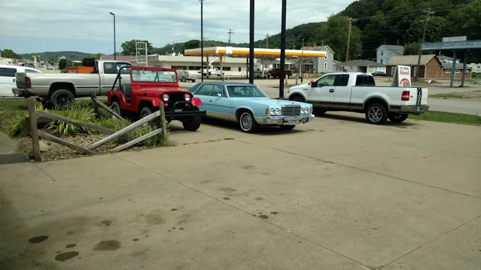 Don's Service Center 1
