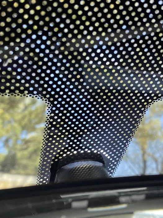 B & B Auto Glass 6