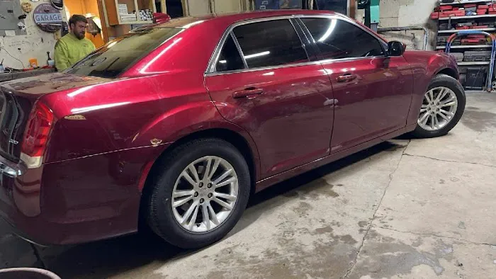 B & B Auto Glass 1