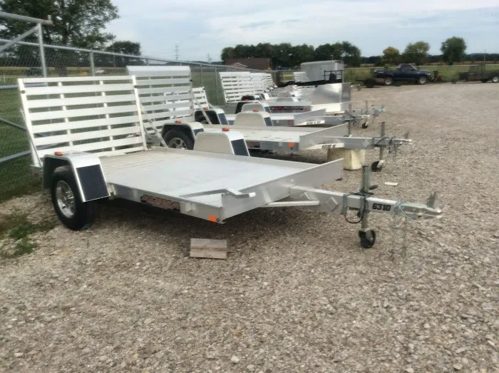 McGuire's Distinctive Trucks 0