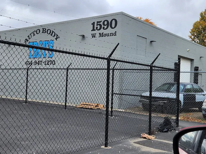 Troy's Autobody and clean up 7