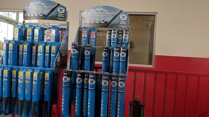 Valvoline Instant Oil Change 6