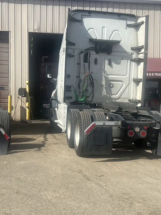 B & B Truck & Trailer Repair 5