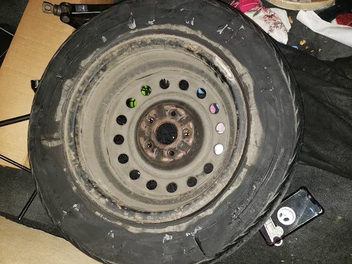 Eakin Road Tire Shop 9