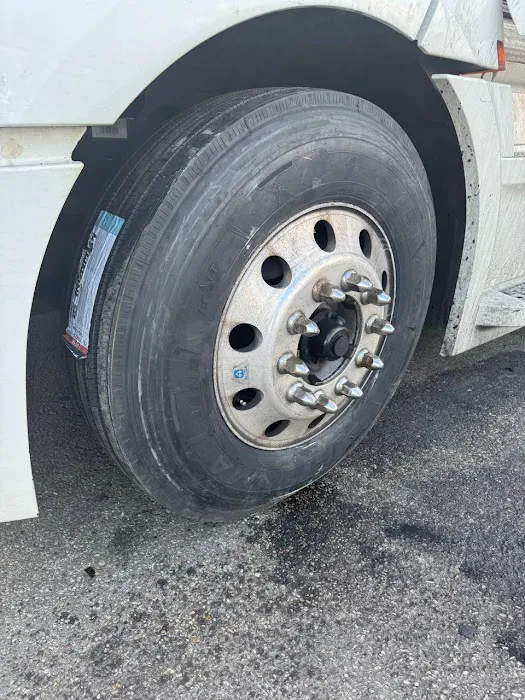 JDS COMMERCIAL TIRES 7