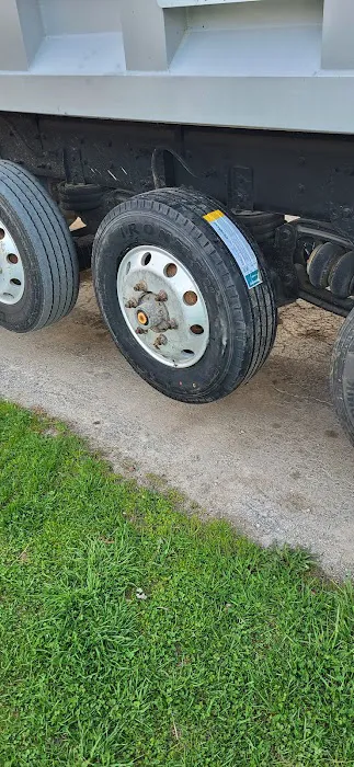 JDS COMMERCIAL TIRES 5