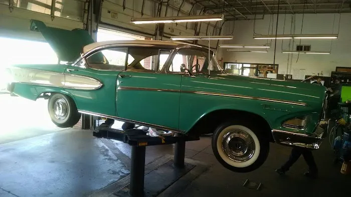 Grismer Tire & Auto Service Center 7