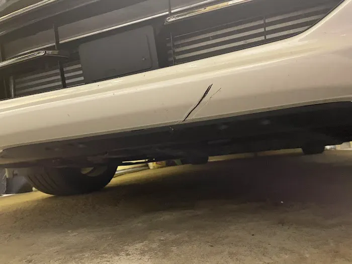 Rieser's Autobody East 4