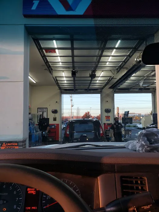 Valvoline Instant Oil Change 4