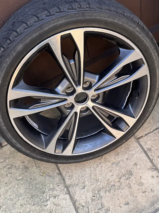 Ricart Ford Service 7