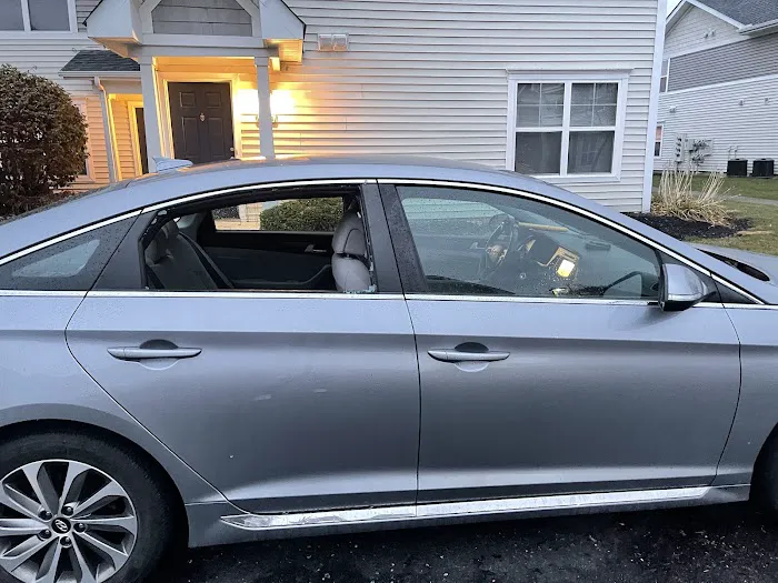 Aces Auto Glass LLC 8