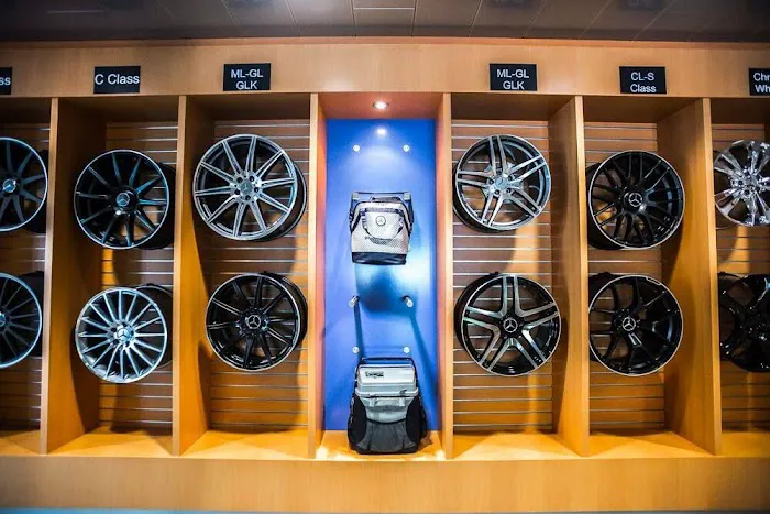 Mercedes-Benz of Laguna Niguel Parts Center 0