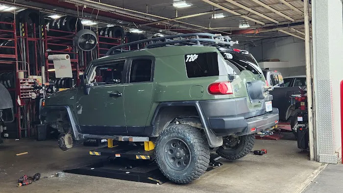 America's Tire 8
