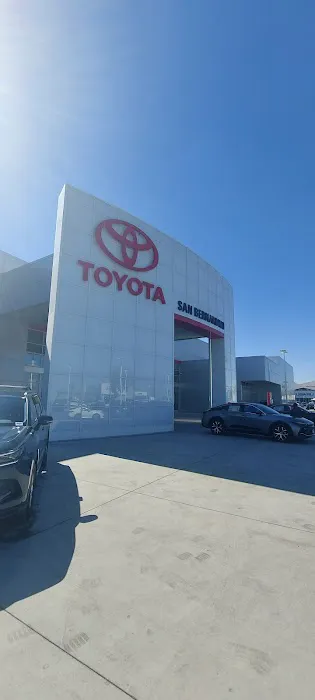 Toyota Service Center 6