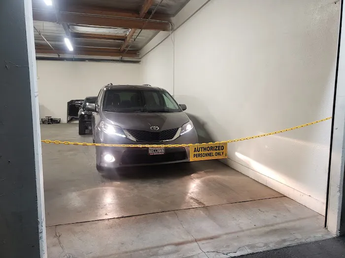 Road Collision Center 5