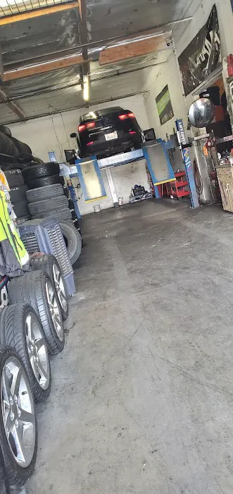 California Tires & Wheels 1
