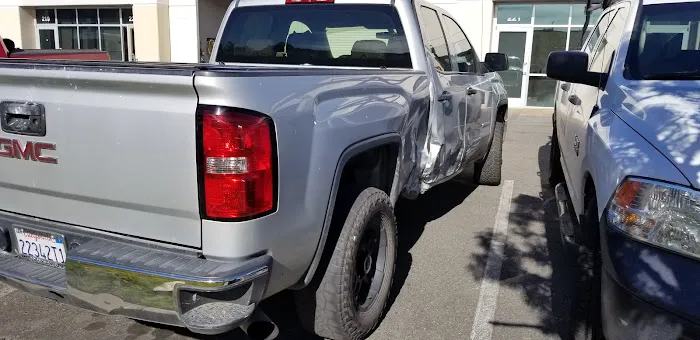 Medina's Collision Center Inc. 3