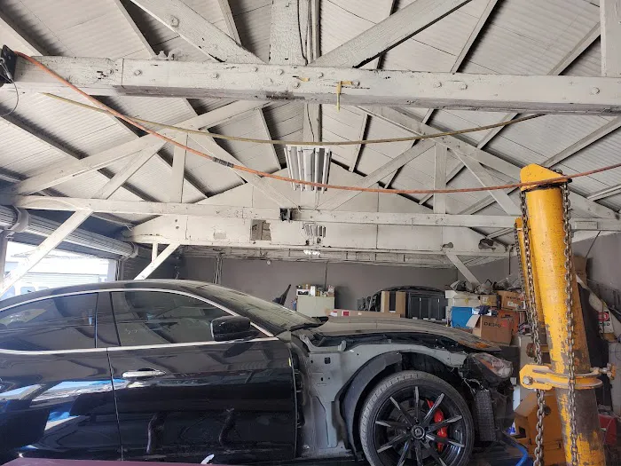 O&V Paint Auto Body 5