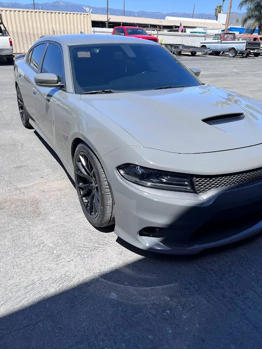Genuine Customs & Collision Center 7
