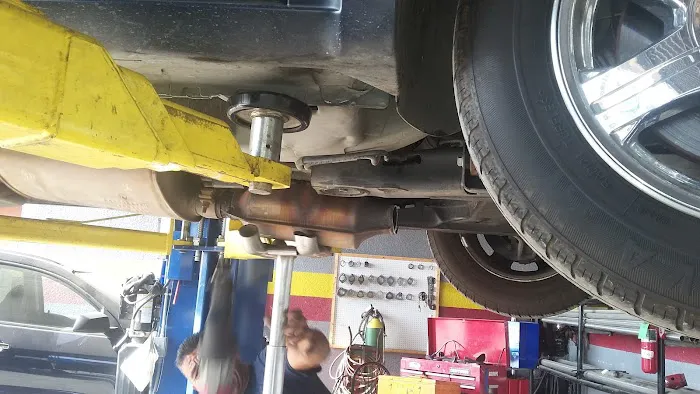 Quick Stop Lifts, Tires & Wheels 4