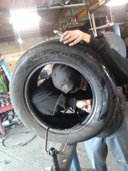 Quick Stop Lifts, Tires & Wheels 8