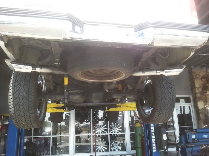 Quick Stop Lifts, Tires & Wheels 9
