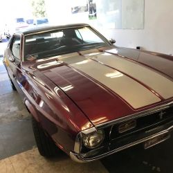 Barajas Collision Center ico