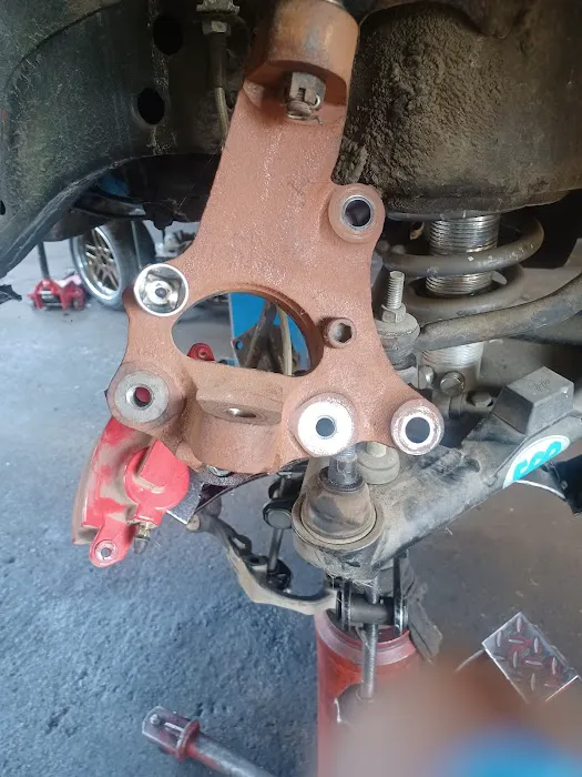 Cesars Auto Repair 0
